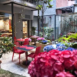 Nuru Ziya 2*, Istanbul Turkey